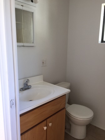 Upstairs Bathroom 01
